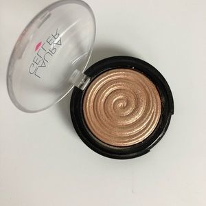 Laura Geller Baked Gelato Swirl Illuminator